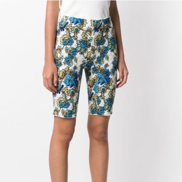 Stella McCartney Runway Bike Shorts - Picture 2 of 8